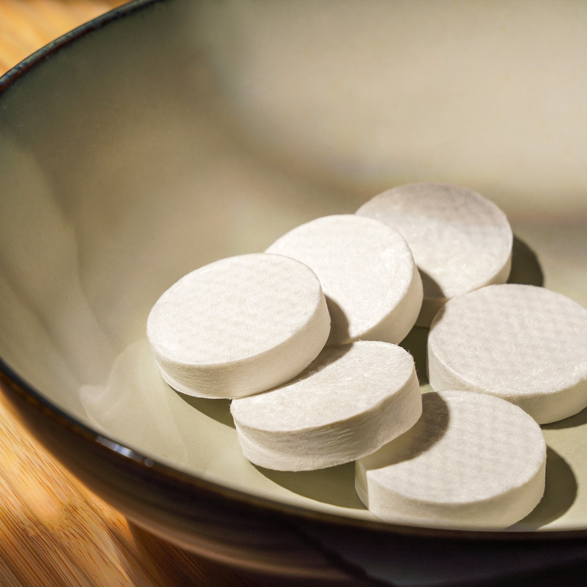 Liber breeze. Compressed Towels