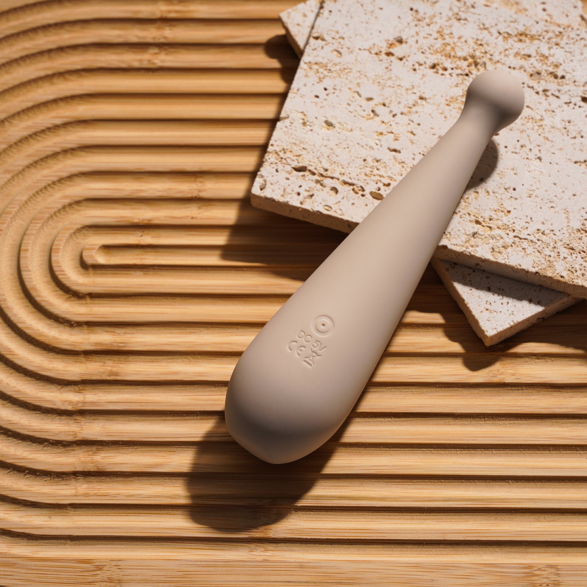 LIBER wave. Therapeutic Massager